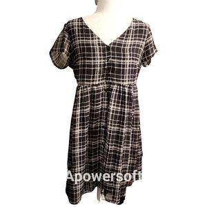 Old Navy Black and White Plaid Dress